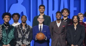 塔图姆伤病康复记：母爱照耀，童真助力篮球奇迹